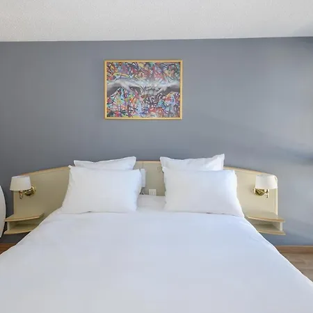 Grand D'espagne 3* לורדה