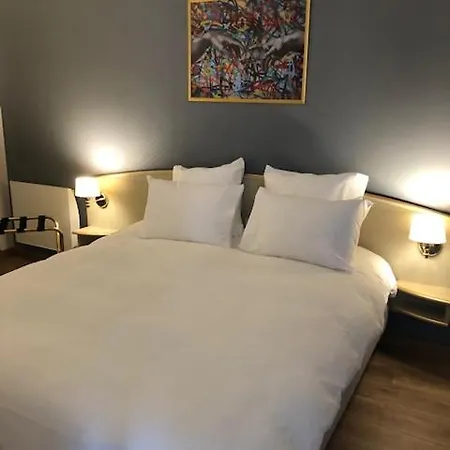 Отель Grand D'espagne 3*