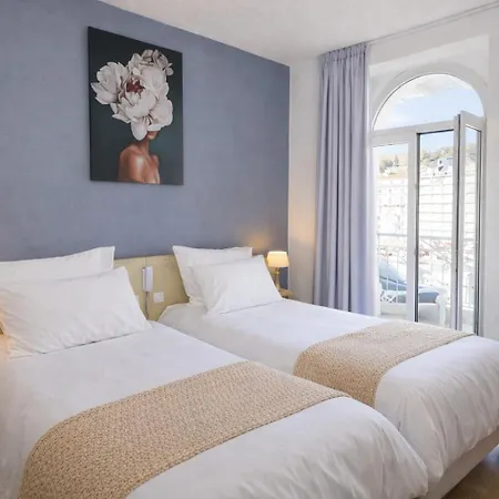 Готель Grand D'espagne 4*