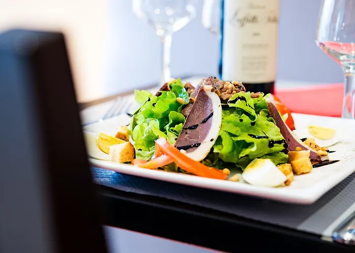 Grand D'espagne Готель Лурд