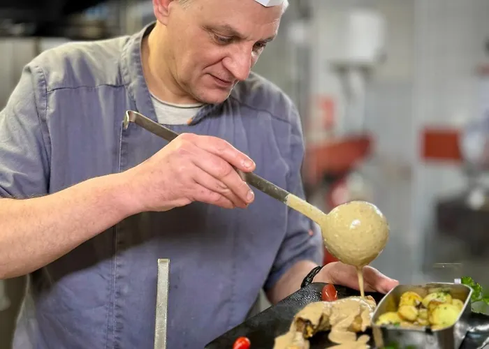 Grand D'espagne 4* 루르드