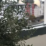 Grand D'espagne Отель