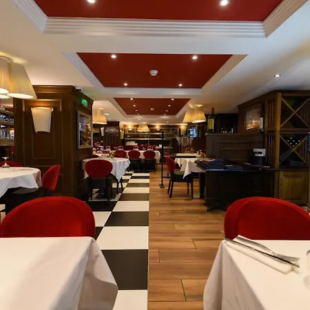 Szálloda Grand D'espagne 3*