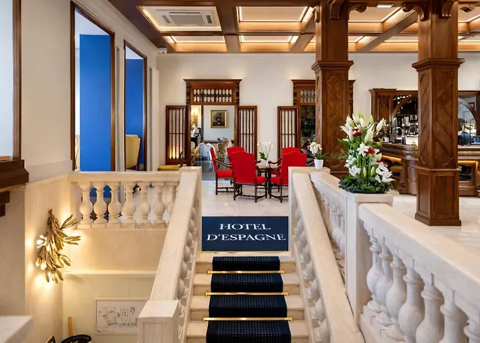 Grand D'espagne Szálloda 4*